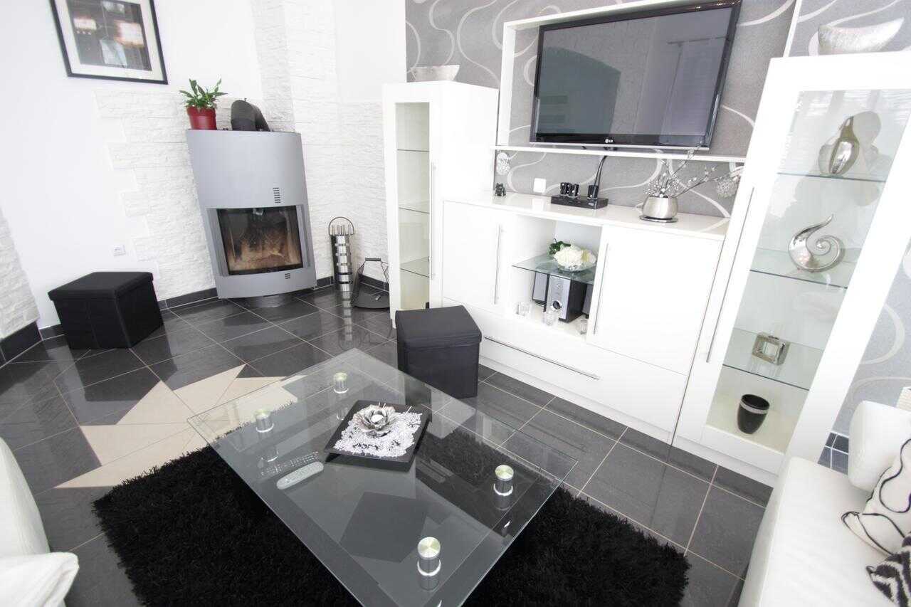 Unit